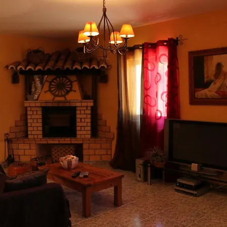 Golden Estombar